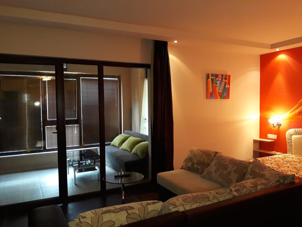Private Apartments In Hotel Dolce Vita Golden Sands Esterno foto