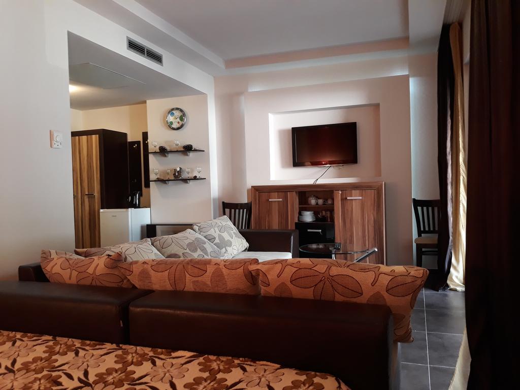 Private Apartments In Hotel Dolce Vita Golden Sands Esterno foto